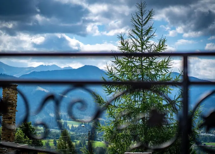 Smrekowy 考斯赛力克